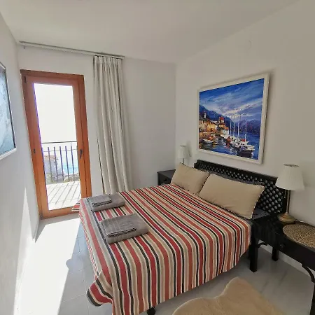 Spacious Seafront * Castell-Platja d'Aro