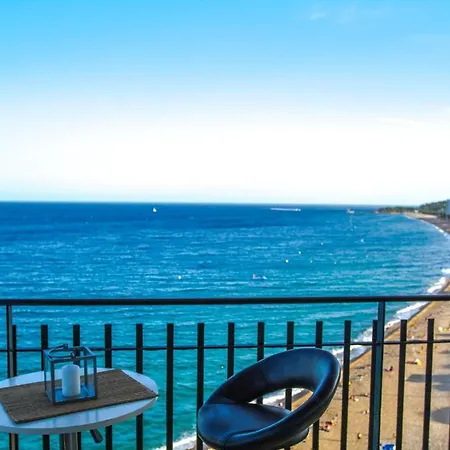 شقة Spacious Seafront