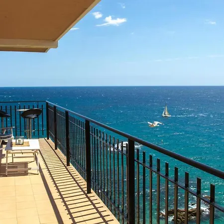 Apartmán Spacious Seafront *